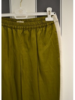 Pantalón verde con raya lateral Bellerose